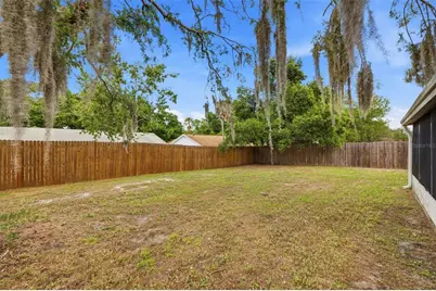 8522 Caladesi Island Drive, Temple Terrace, FL 33637 - Photo 19