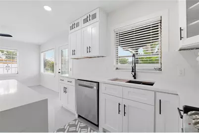 2117 W Kentucky Avenue, Tampa, FL 33607 - Photo 5