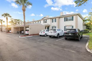 3402 Latania Dr, Tampa, FL 33618 - Photo 3