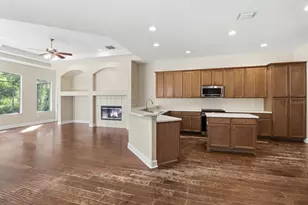 5902 Hammock Woods Dr, Odessa, FL 33556 - Photo 11