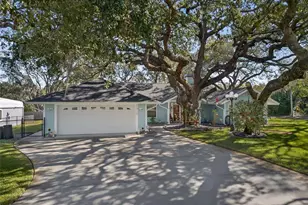 1312 Grove Ave, Tarpon Springs, FL 34689 - Photo 47