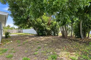 6460 33rd Ave N, Saint Petersburg, FL 33710 - Photo 27
