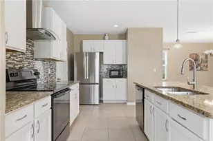 13755 Covey Run Pl, Spring Hill, FL 34609 - Photo 5