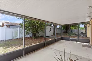 9247 Camino Villa Blvd, Tampa, FL 33635 - Photo 29