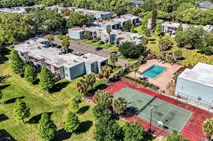 2845 Somerset Park Dr, Tampa, FL 33613 - Photo 29