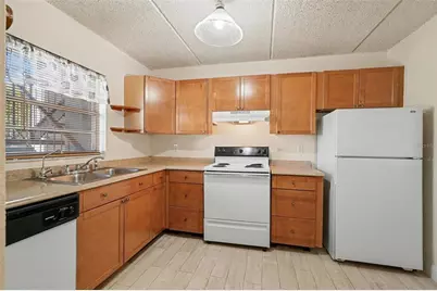 2845 Somerset Park Drive #101, Tampa, FL 33613 - Photo 9
