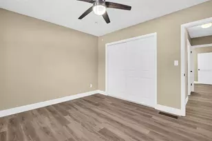 1001 Jasmine Way, Clearwater, FL 33756 - Photo 11