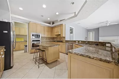 18629 Avenue Capri, Lutz, FL 33558 - Photo 7