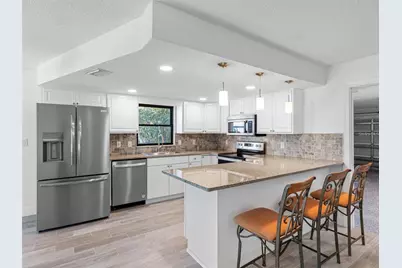 562 Johns Pass Avenue, Madeira Beach, FL 33708 - Photo 27