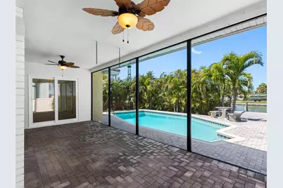 562 Johns Pass Avenue, Madeira Beach, FL 33708 - Photo 39