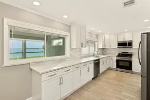 5434 Oakhurst Dr, Seminole, FL 33772 - Photo 13