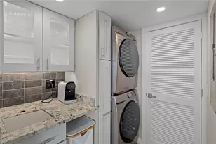 151 Punta Vista Dr, Saint Pete Beach, FL 33706 - Photo 23