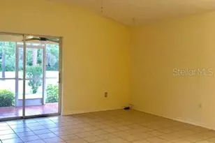 5804 Autumn Shire Dr, Zephyrhills, FL 33541 - Photo 7