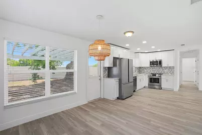 6526 43rd Avenue N, Kenneth City, FL 33709 - Photo 13