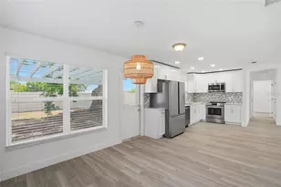 6526 43rd Ave N, Kenneth City, FL 33709 - Photo 13