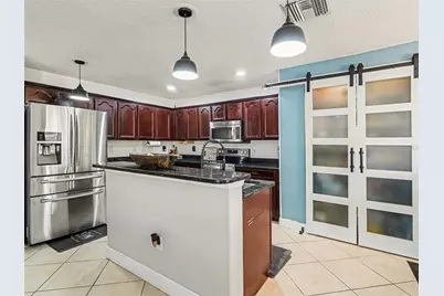 12123 Fern Blossom Drive, Gibsonton, FL 33534 - Photo 3