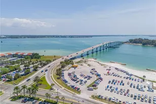 706 Bayway Blvd, Clearwater Beach, FL 33767 - Photo 31