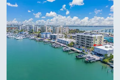 706 Bayway Boulevard #301, Clearwater Beach, FL 33767 - Photo 1