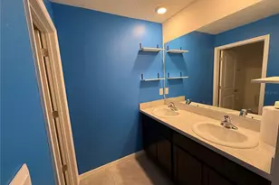 7499 Sail Clover Ln, Zephyrhills, FL 33540 - Photo 13