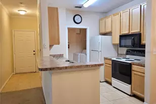 10213 Courtney Palms Blvd, Tampa, FL 33619 - Photo 9