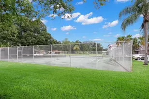1147 King Arthur Ct, Dunedin, FL 34698 - Photo 29