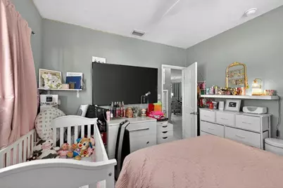 611 N Bradford Avenue, Tampa, FL 33609 - Photo 9