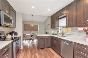6806 S Gabrielle St, Tampa, FL 33611 - Photo 9