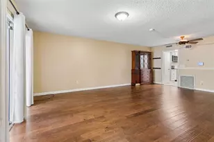 105 S Manhattan Ave, Tampa, FL 33609 - Photo 17