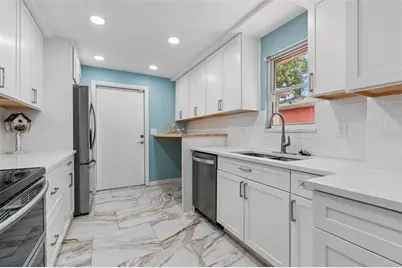 105 S Manhattan Avenue, Tampa, FL 33609 - Photo 11