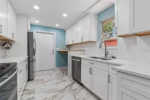 105 S Manhattan Ave, Tampa, FL 33609 - Photo 11