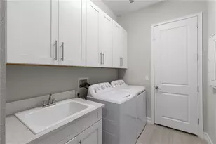 2121 6th St E, Palmetto, FL 34221 - Photo 23