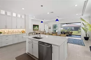 2121 6th St E, Palmetto, FL 34221 - Photo 63