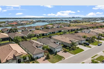 2121 6th Street E, Palmetto, FL 34221 - Photo 77