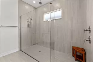 2121 6th St E, Palmetto, FL 34221 - Photo 37