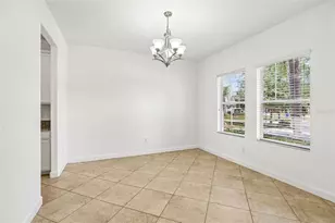 19417 Paddock View Dr, Tampa, FL 33647 - Photo 5