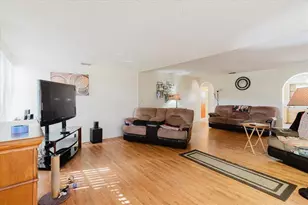 8300 54th St N, Pinellas Park, FL 33781 - Photo 13