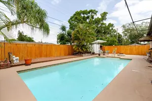 8300 54th St N, Pinellas Park, FL 33781 - Photo 9