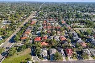 2206 Highland Woods Dr, Dunedin, FL 34698 - Photo 49