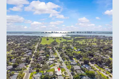 327 Sunny Lane, Belleair, FL 33756 - Photo 45