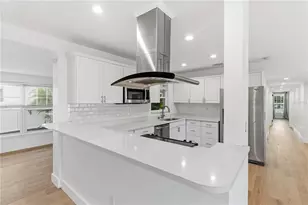 327 Sunny Ln, Belleair, FL 33756 - Photo 9