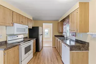 808 53rd Ave E, Bradenton, FL 34203 - Photo 5