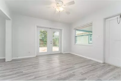 811 20th Avenue N, Saint Petersburg, FL 33704 - Photo 13