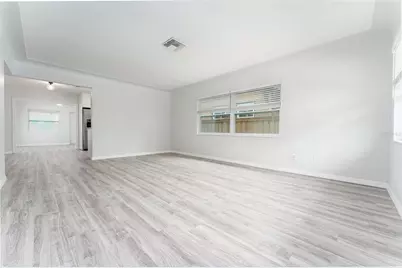 811 20th Avenue N, Saint Petersburg, FL 33704 - Photo 9