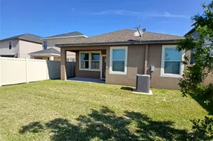 10143 Newminster Loop, Ruskin, FL 33573 - Photo 3