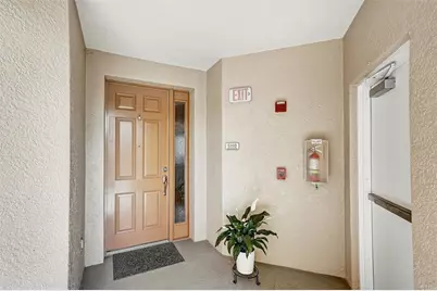 5110 Manorwood Drive #3D, Sarasota, FL 34235 - Photo 3