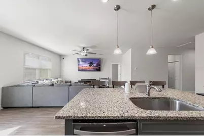 12353 Blue Pacific Drive, Riverview, FL 33579 - Photo 11