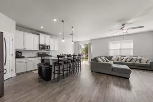 12353 Blue Pacific Dr, Riverview, FL 33579 - Photo 5