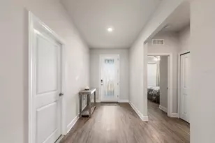 12353 Blue Pacific Dr, Riverview, FL 33579 - Photo 3
