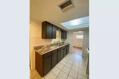 2084 Ridgelane Road, Clearwater, FL 33755 - Photo 7