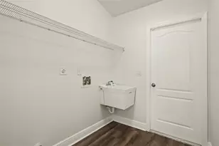 1303 SE 19th St, Cape Coral, FL 33990 - Photo 21